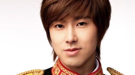 U-Know Yunho Takes The Lead In Goong Musical U-Know Yunho Takes The Lead In Goong Musical