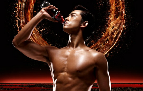 2PM’s Taecyeon Looks Adorable in New Photo 2PM’s Taecyeon Looks Adorable in New Photo