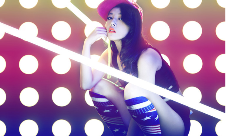 Wonder Girls’ Yubin Shows Off Her Pretty Nail Art Wonder Girls’ Yubin Shows Off Her Pretty Nail Art