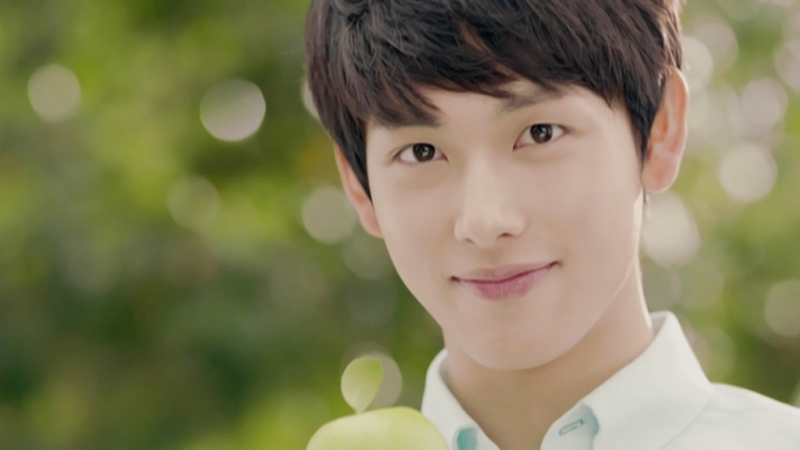ZE:A’s Im Siwan Shares Childhood Photos ZE:A’s Im Siwan Shares Childhood Photos