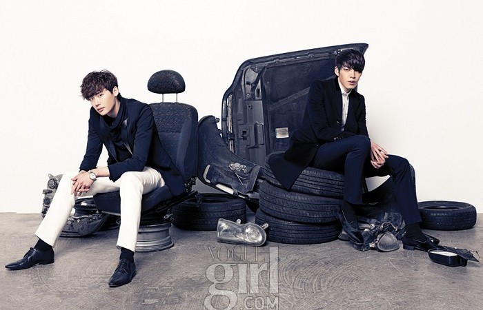 “School 2013’s” Lee Jong Suk and Kim Woo Bin Show Off Modelesque Force “School 2013’s” Lee Jong Suk and Kim Woo Bin Show Off Modelesque Force