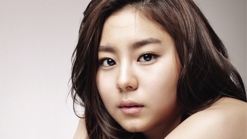 After School’s UEE Shares Her Portrait Drawn By “Jeon Woo Chi” Co-Star Lee Hee Joon After School’s UEE Shares Her Portrait Drawn By “Jeon Woo Chi” Co-Star Lee Hee Joon