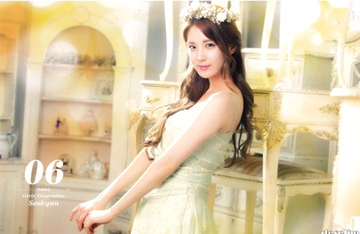 Girls’ Generation’s Seohyun Looks Lovely for 2013 Calendar Photos Girls’ Generation’s Seohyun Looks Lovely for 2013 Calendar Photos