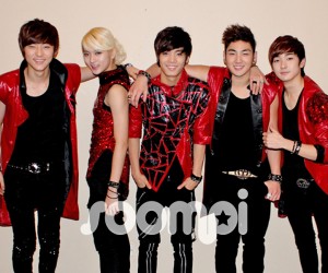 NU’EST Shows Off Wacky Poses in This Set of Exclusive Pictures in Malaysia NU’EST Shows Off Wacky Poses in This Set of Exclusive Pictures in Malaysia