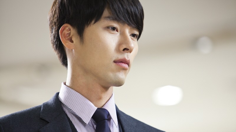 Hyun Bin Snags a Coffee CF Hyun Bin Snags a Coffee CF