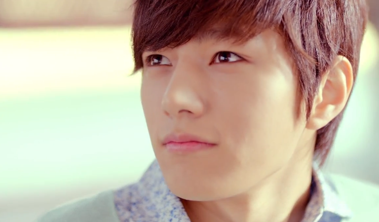 Infinite’s L Adorably Accepts Park Min Ha’s Innocent Kiss Infinite’s L Adorably Accepts Park Min Ha’s Innocent Kiss