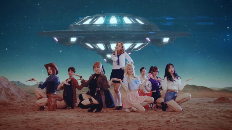 Watch: TWICE Shares Out-Of-This-World Cosplay Version Of “Cheer Up” MV Watch: TWICE Shares Out-Of-This-World Cosplay Version Of “Cheer Up” MV