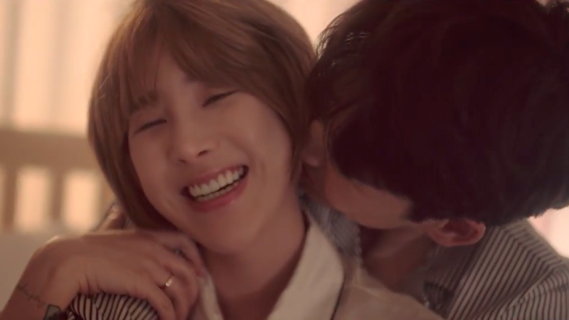 Watch: Seo In Young Makes Comeback With Romantic “In Your Arms” MV Watch: Seo In Young Makes Comeback With Romantic “In Your Arms” MV