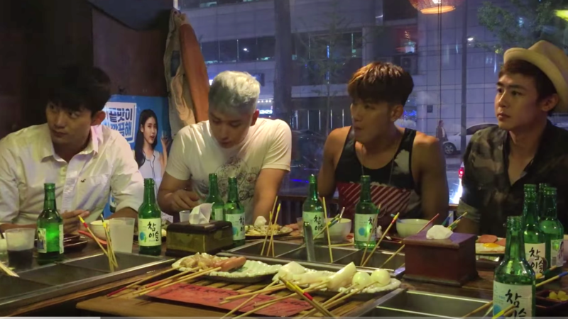 Watch: 2PM Performs Live Acoustic Cover Of “Promise” Over Soju And Korean BBQ Watch: 2PM Performs Live Acoustic Cover Of “Promise” Over Soju And Korean BBQ