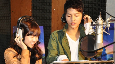 Song Joong Ki & Park Bo Young Team Up for Animation “Rio” Song Joong Ki & Park Bo Young Team Up for Animation “Rio”