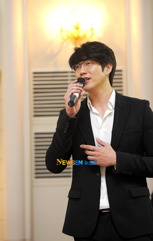 Sung Shi Kyung Before First Filming of "1N2D" Season 2 Sung Shi Kyung Before First Filming of "1N2D" Season 2
