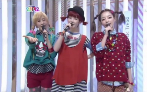 SBS Inkigayo 02.19.12 SBS Inkigayo 02.19.12