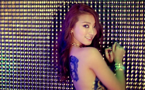 SISTAR Reveals Bora’s MV Teaser for "Alone" SISTAR Reveals Bora’s MV Teaser for "Alone"