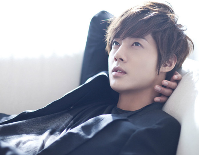 kim-hyun-joong-e1370550243990.jpg