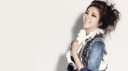 Visit Son Dam Bi’s Wonderland Through New Music Video