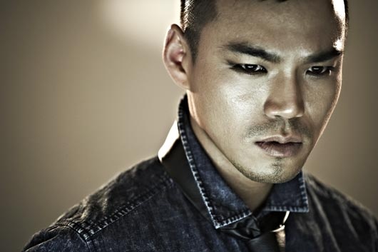 Lee Jung Admits to Having a Girlfriend
