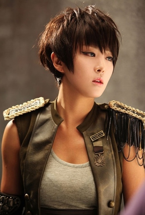 Narsha’s Sexy Photo Shoot for L’Officiel Homme