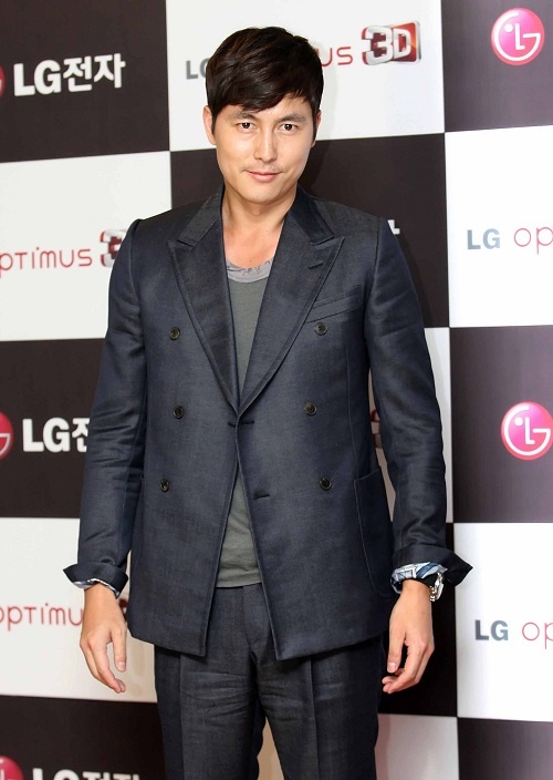 Jung Woo Sung Makes First Public Appearance Since Break Up with Lee Ji Ah