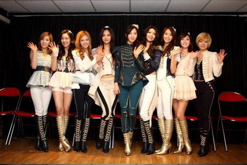 Girl’s Generation on "Le Grand Journal"