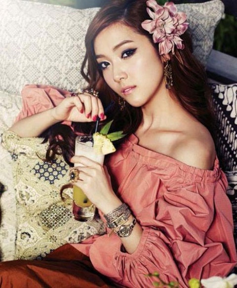 SNSD Jessica in a Wedding Dress for "Wild Romance"