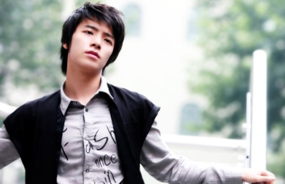 "Prince of Tears" Super Junior’s Donghae Talks About How He Cries Easily