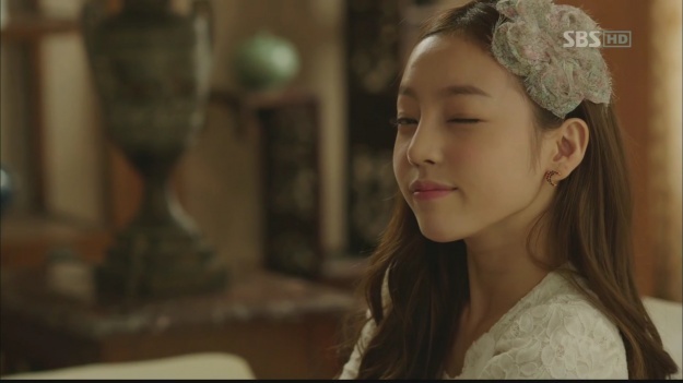 KARA Goo Hara’s Past Photos Captivate Fans