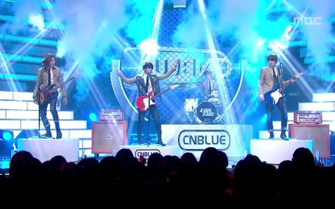 CNBlue Performs "Hey You" on Music Core