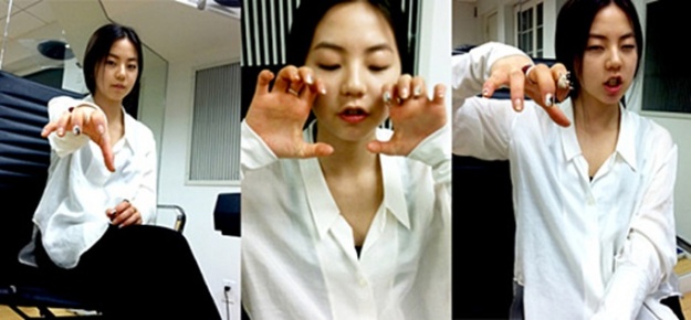 Wonder Girl’s Sohee Looking like a Rabbit
