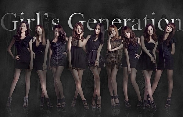 Japan’s Top Girl Group Applaud SNSD’s Live Concert in Tokyo