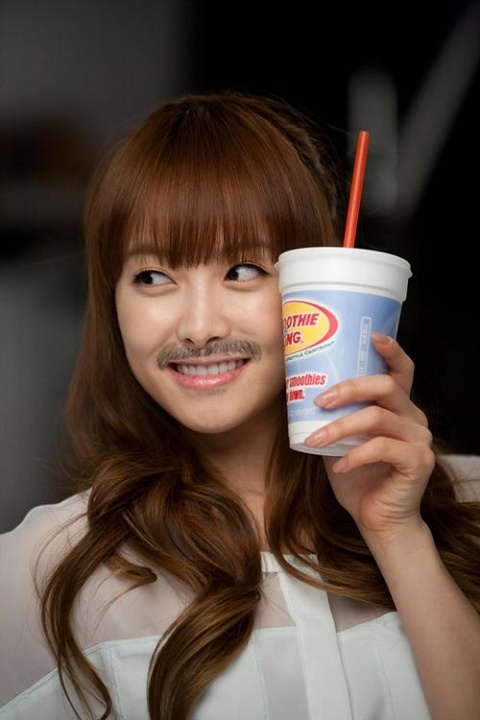 SNSD Tae Yeon, f(x) Krystal, and Others with Mustaches?!