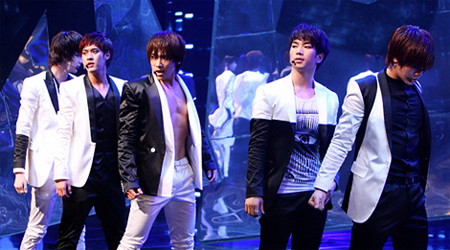 Mnet M!Countdown 06.03.10 Performances