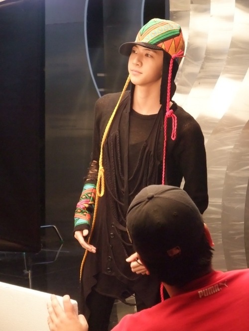 MBLAQ’s Thunder Wears Beanies to Avoid Showers