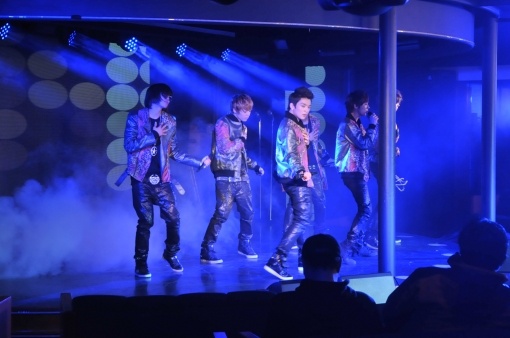 Teen Top Holds First Cruise Fan Meeting