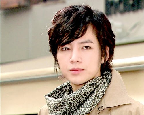 Jang Geun Suk’s Spring Pictorial for "@Star1" Magazine