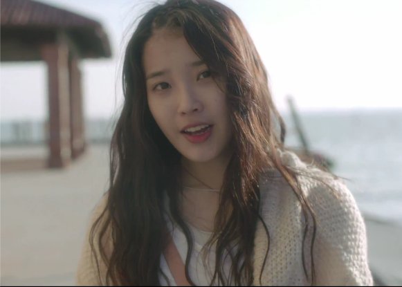 IU’s “End of The Day” Continues to Hold on Tight to Top Spot of Charts