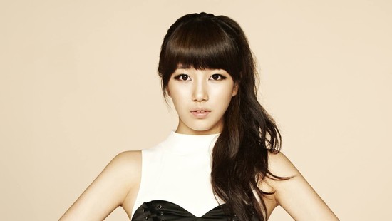 miss A Suzy Surprises Audience with “I Filmed Like Crazy”