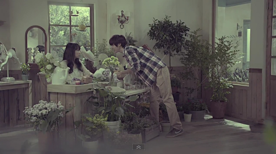 Juniel Releases Teaser for Debut Title Track “Illa Illa”