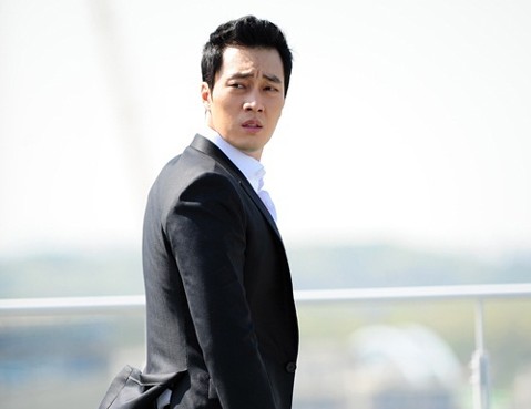 So Ji Sub to Release Japanese Album and Appear in Film “Company Man”
