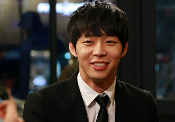 JYJ’s Jaejoong Shares a Topless Photo of Yoochun to Celebrate His Birthday
