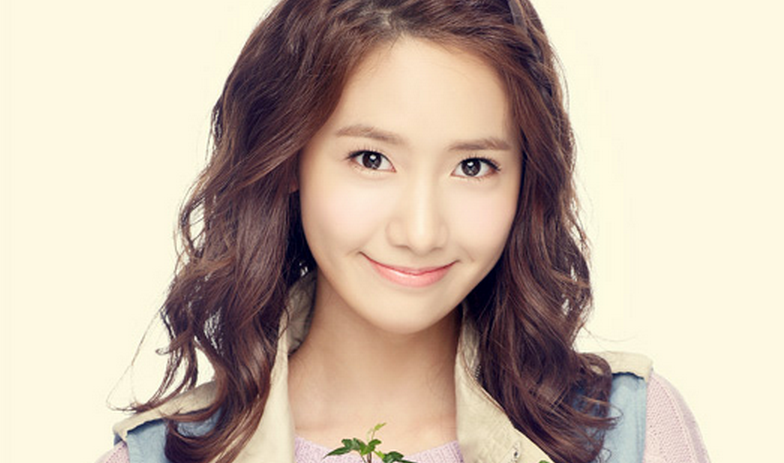 Girls’ Generation Gifts “Love Rain” Staff with Vitamins