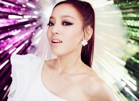 Goo Hara Transforms Into a Doll