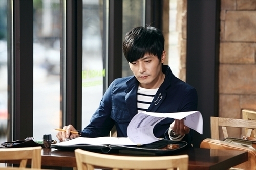 Jang Dong Gun’s Fanclub Gifts Food Truck to “A Gentleman’s Dignity”