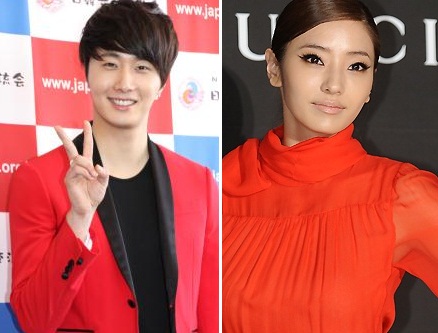 Han Chae Young Snaps Photo with Jung Il Woo in China