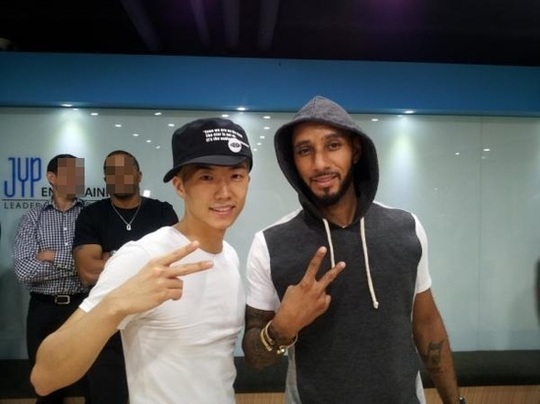 2PM’s Wooyoung Working with Swizz Beatz for New Solo Album?