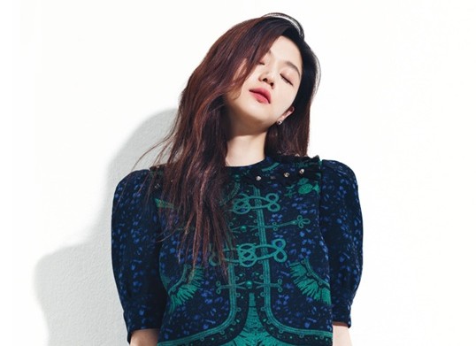 Jeon Ji Hyun Shows How Photoshoots Should Be Done