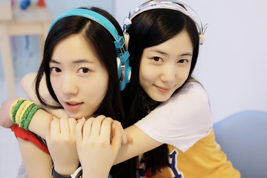 Hwayoung T-ara dan Hyoyung 5 Dolls