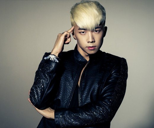 2PM’s Jang Woo Young Dated Behind JYP’s Back! RUH OH!