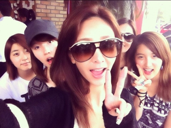 Selca of 4minute and G.NA in Busan Revealed