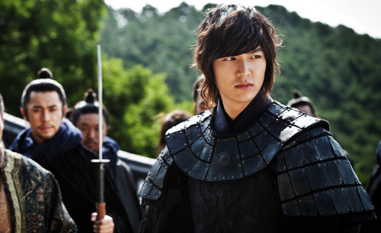 “Faith” Teases with More Stills of Lee Min Ho