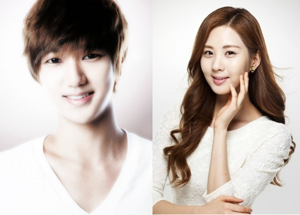 Super Junior’s Yesung Snaps a Photo with Girls’ Generation’s Seohyun